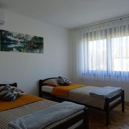 Apartman Dabrovic Novska Esterno foto