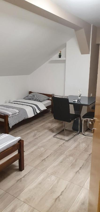 Apartman Dabrovic Novska Esterno foto